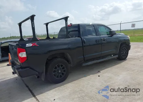 2021 Toyota Tundra Double Cab Sr/Double Cab Sr5 z USA, uszkodzony, nr VIN 5TFRY5F16MX277097